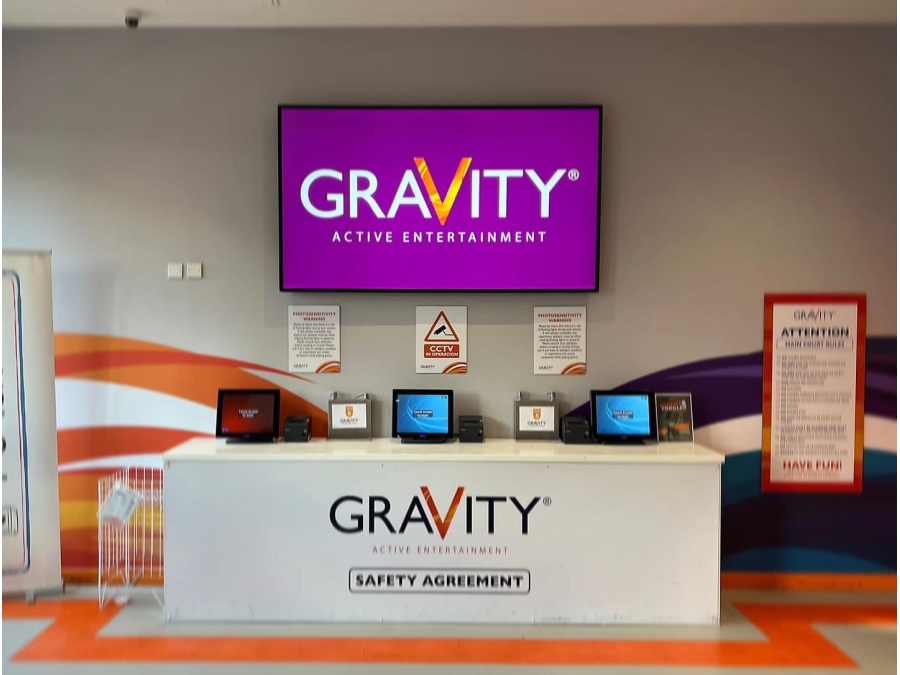 4K Large Format Commercial Digital Signage Display