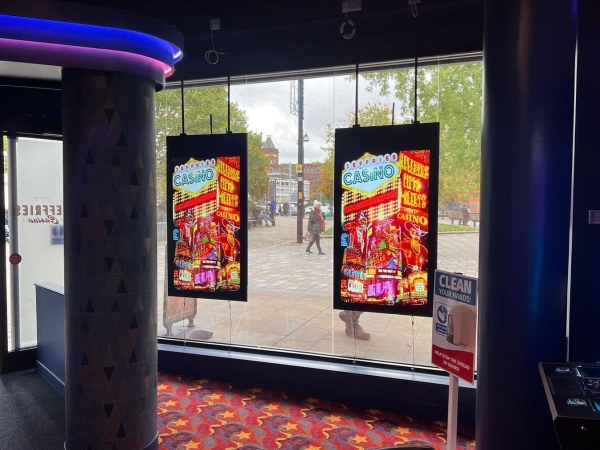 high brightness screen